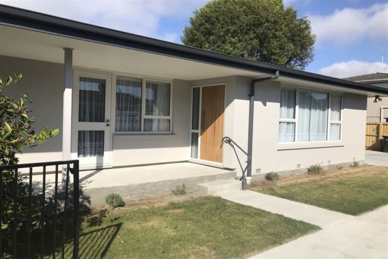 Photo of property in 2/145 Grahams Road, Burnside, Christchurch, 8053
