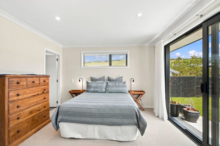 Photo of property in 154 Adler Drive, Ohauiti, Tauranga, 3112