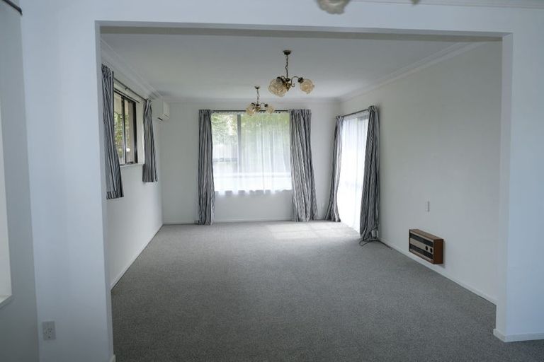Photo of property in 2/68 Sabys Road, Halswell, Christchurch, 8025