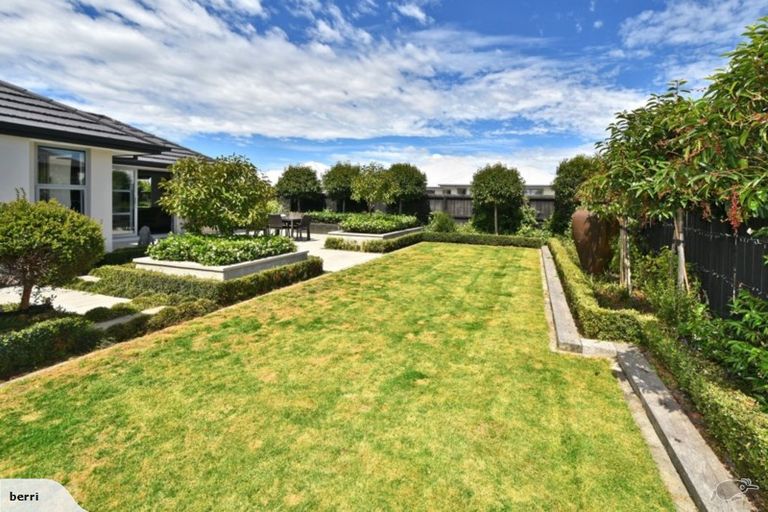 Photo of property in 5 Gosling Crescent, Halswell, Christchurch, 8025