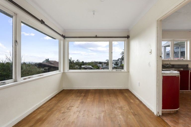 Photo of property in 128 Rosier Road, Glen Eden, Auckland, 0602