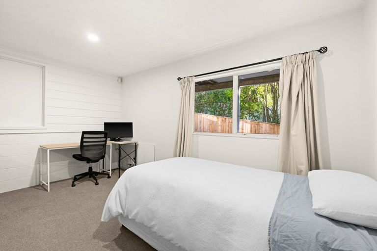 Photo of property in 31 Busby Hill, Havelock North, 4130
