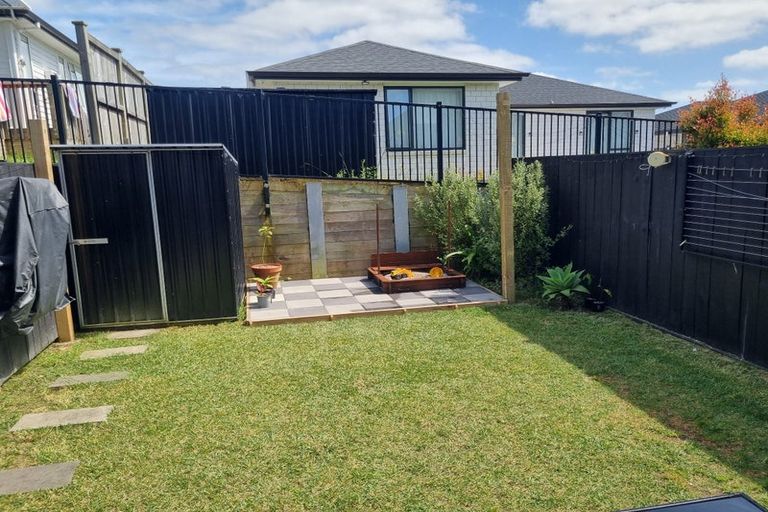 Photo of property in 31 Patrick Rice Drive, Swanson, Auckland, 0614