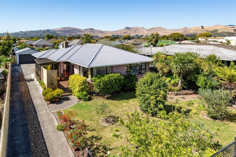 Photo of property in 61 Frensham Crescent, Woolston, Christchurch, 8062