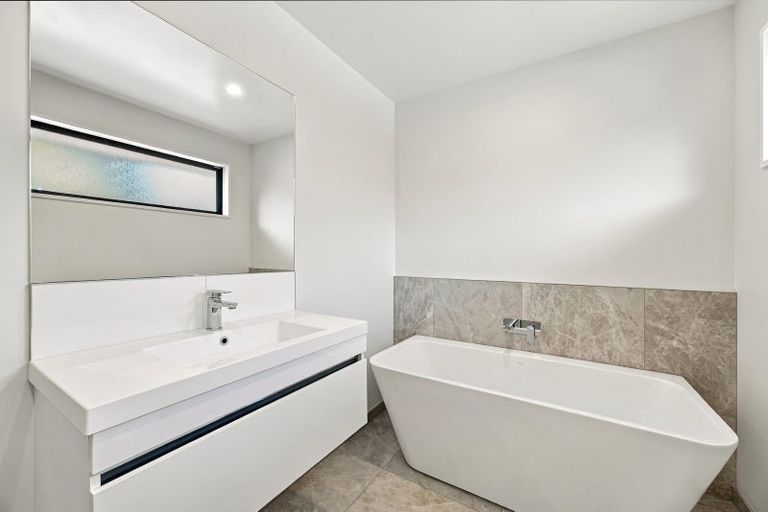 Photo of property in 190a Condell Avenue, Papanui, Christchurch, 8053