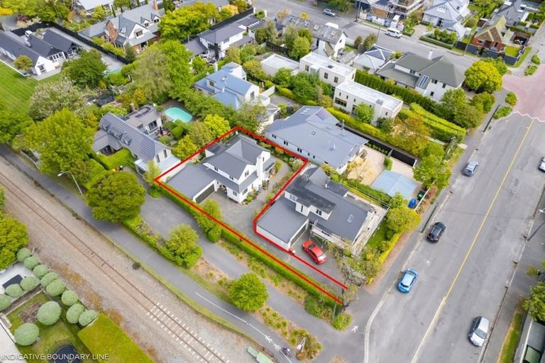 Photo of property in 2/29 Wroxton Terrace, Merivale, Christchurch, 8014