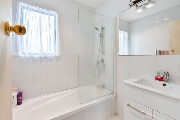 Photo of property in 26 Cosgrave Road, Papakura, 2110