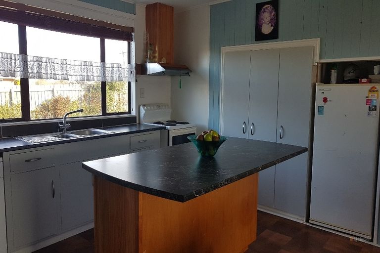 Photo of property in 14 George Street, Waimate, 7924