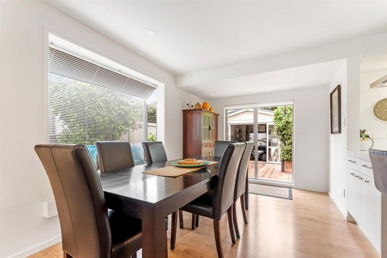 Photo of property in 70 Omaha Drive, Omaha, 0986