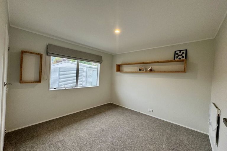 Photo of property in 19 Baillie Crescent, Carterton, 5713