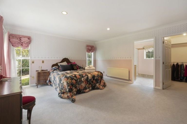 Photo of property in 6 Saint Andrews Grove, Boulcott, Lower Hutt, 5010