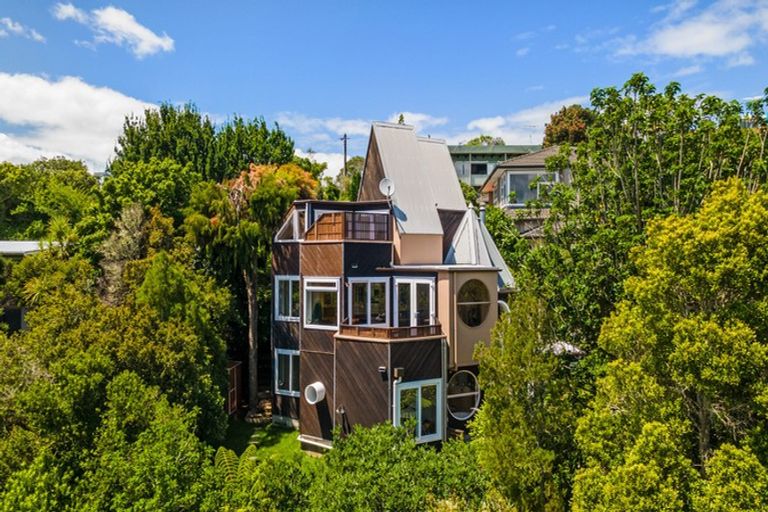 Photo of property in 19 Park Rise, Campbells Bay, Auckland, 0630