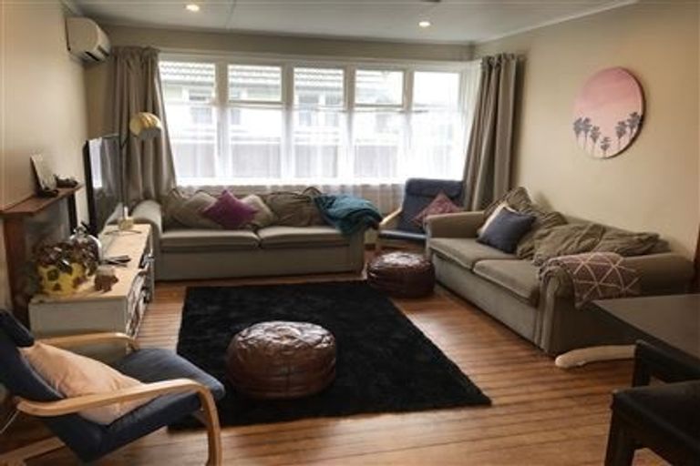 Photo of property in 16 Hillary Crescent, Upper Riccarton, Christchurch, 8041