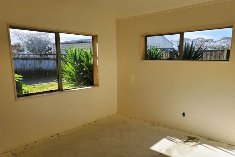 Photo of property in 8 Pono Place, Waiuku, 2123