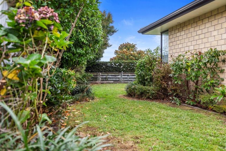 Photo of property in 21 Galloway Crescent, Pyes Pa, Tauranga, 3112