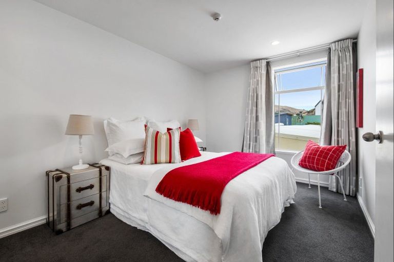 Photo of property in Admiralty Courts, 14/42 Marriner Street, Sumner, Christchurch, 8081