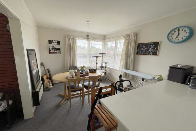 Photo of property in 33 Regent Street, Silverdale, Hamilton, 3216