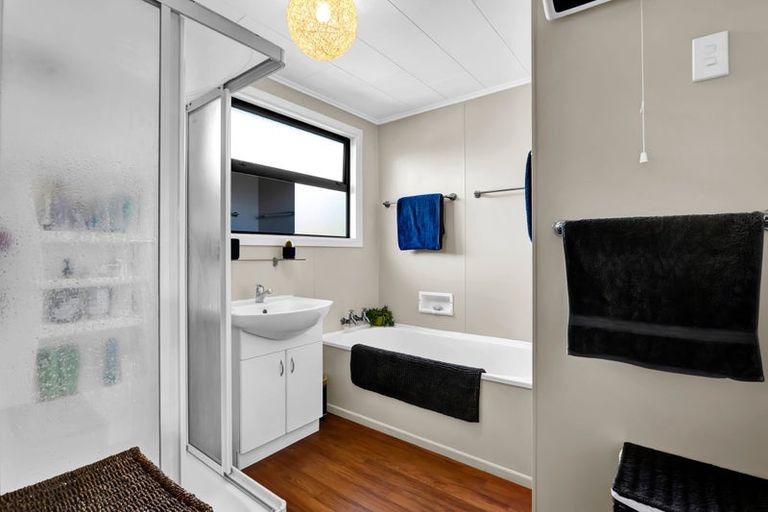 Photo of property in 44 Waimea Street, Westown, New Plymouth, 4310