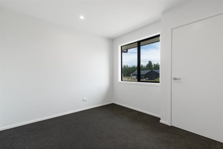 Photo of property in 14 Teal Place, Lake Hawea, Wanaka, 9382