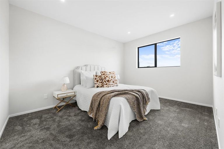 Photo of property in 73 Tributary Parade, Karaka, Papakura, 2113