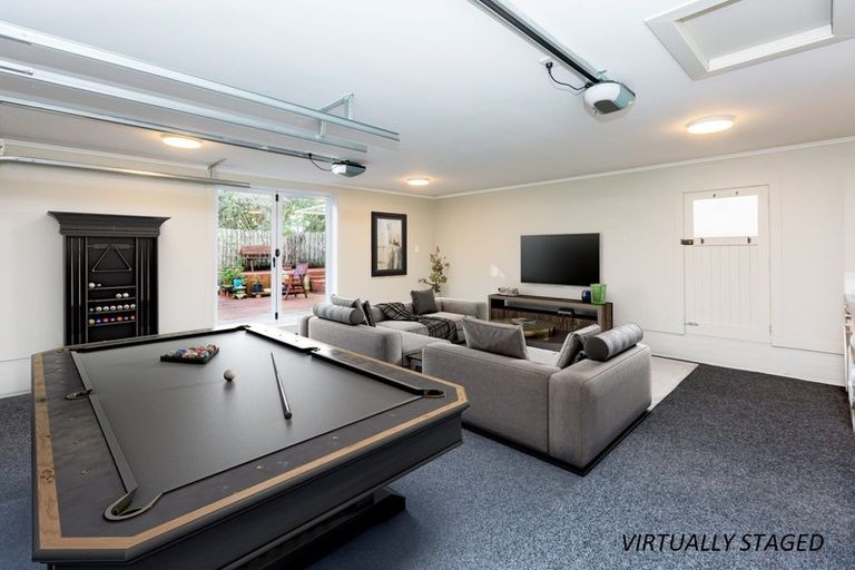 Photo of property in 50 Wai-iti Crescent, Woburn, Lower Hutt, 5010