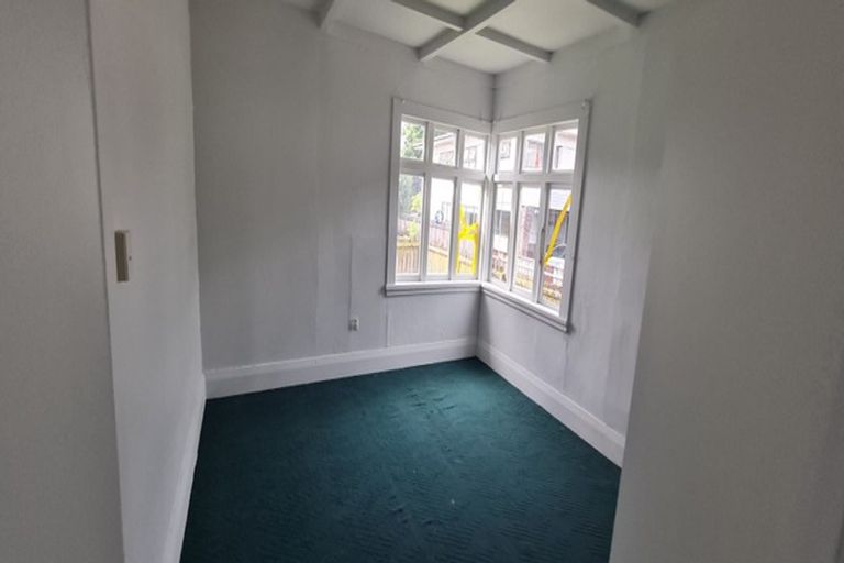 Photo of property in 105 Puhinui Road, Papatoetoe, Auckland, 2104