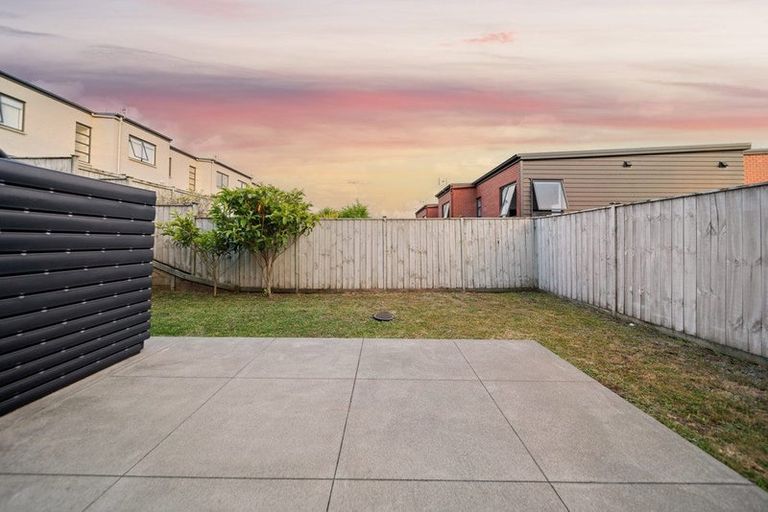 Photo of property in 3 Matairangi Avenue, Totara Heights, Auckland, 2105