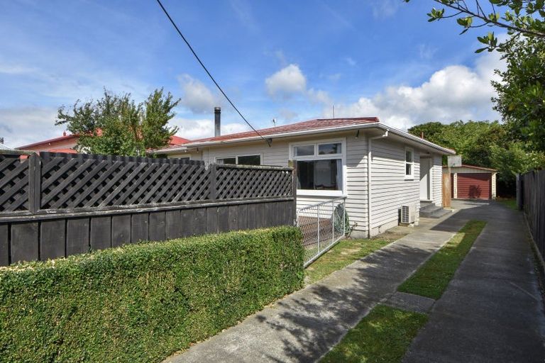 Photo of property in 226 High Street South, Carterton, 5713