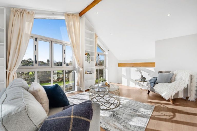 Photo of property in 1/30 Curacao Place, Half Moon Bay, Auckland, 2012