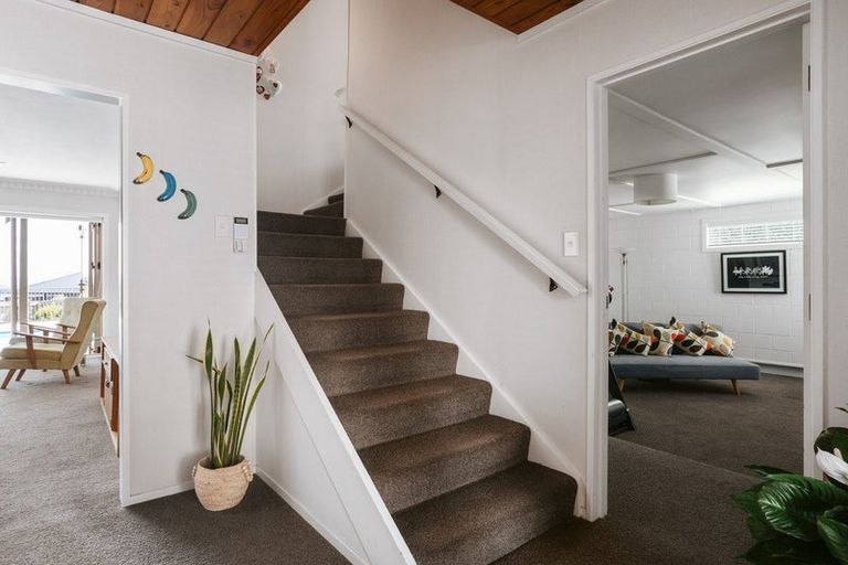 Photo of property in 306 Omokoroa Road, Omokoroa, 3114