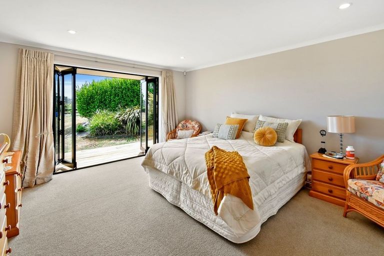 Photo of property in 7 Fausett Road, Ararimu, Drury, 2579