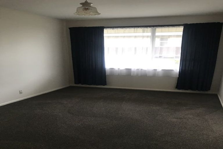 Photo of property in 2/743 Main North Road, Belfast, Christchurch, 8051