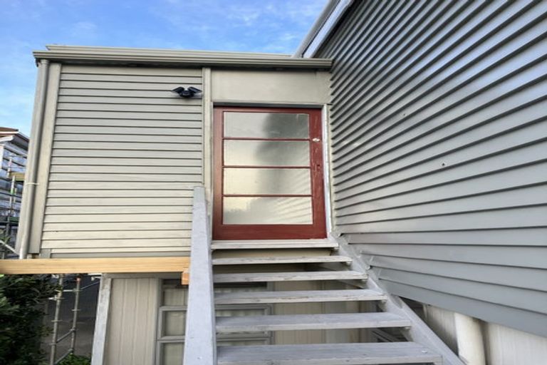 Photo of property in 30 Brougham Street, Mount Victoria, Wellington, 6011