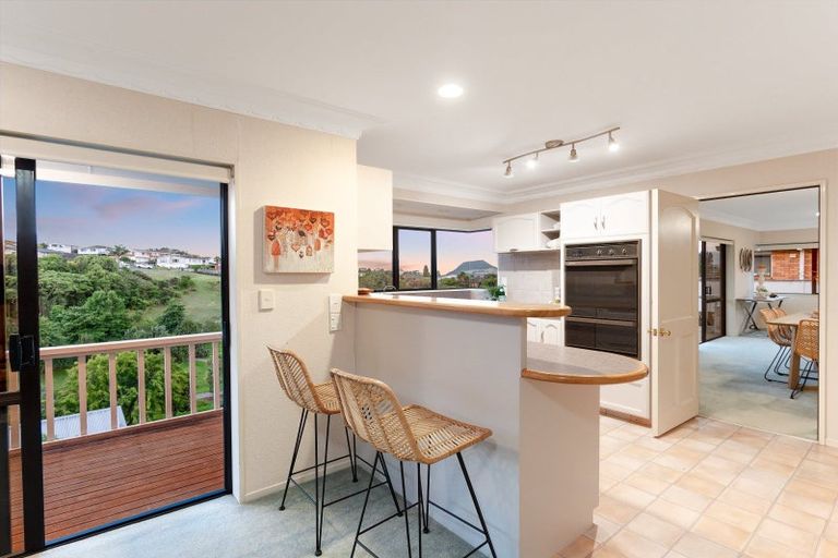 Photo of property in 50 Hillcrest Road, Otumoetai, Tauranga, 3110