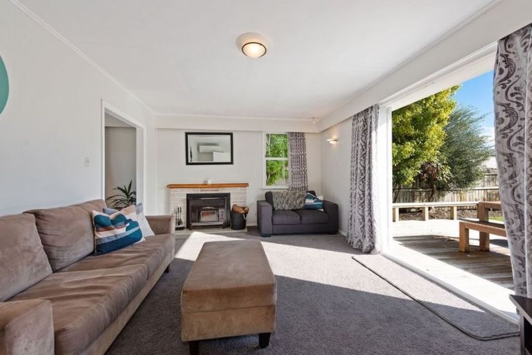 Photo of property in 43a Seddon Street, Wallaceville, Upper Hutt, 5018