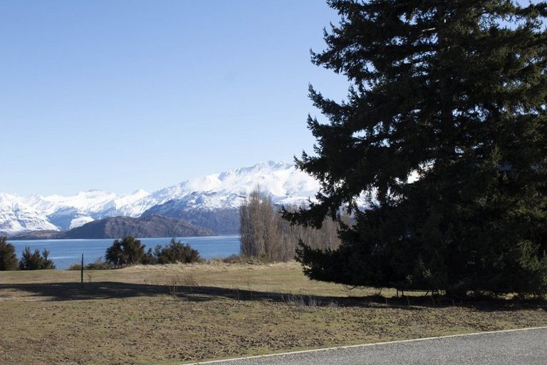 Photo of property in 6 Baker Grove, Wanaka, 9305