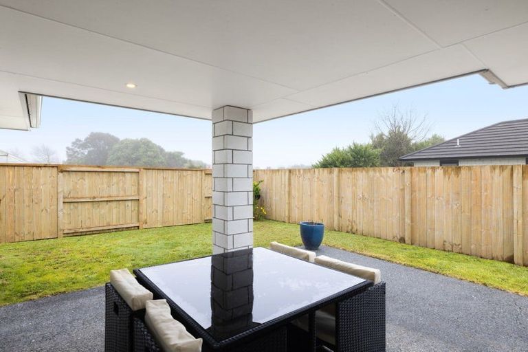 Photo of property in 16 Oolong Court, Huntington, Hamilton, 3210