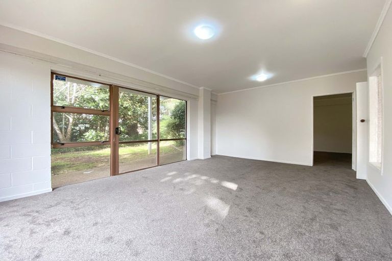 Photo of property in 2 Hogan Street, Pukekohe, 2120