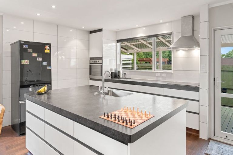 Photo of property in 41 Brandon Street, Featherston, 5710