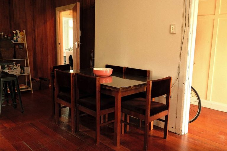 Photo of property in 19 Hadfield Terrace, Kelburn, Wellington, 6012