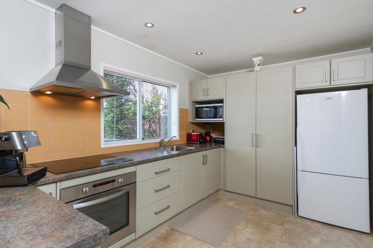 Photo of property in 628 Huia Road, Parau, Auckland, 0604