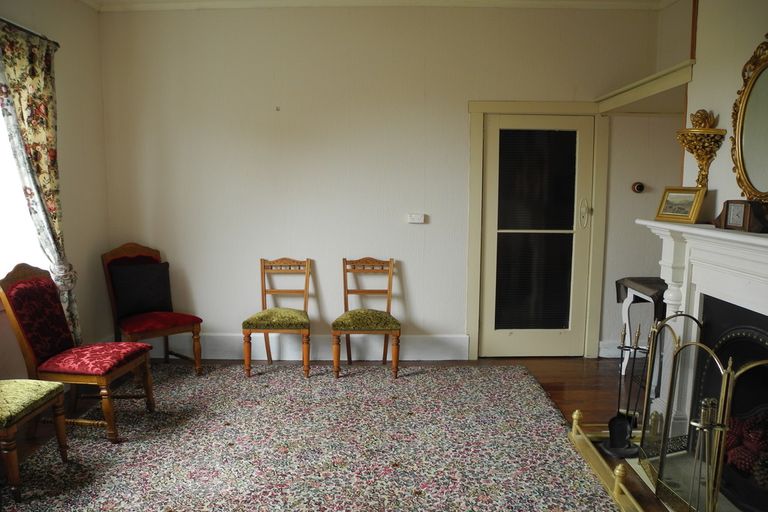 Photo of property in 7 Manse Street, Waimate, 7924