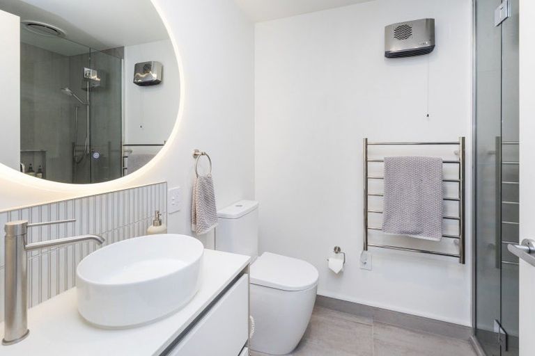 Photo of property in 3/247 Cambridge Terrace, Christchurch Central, Christchurch, 8013