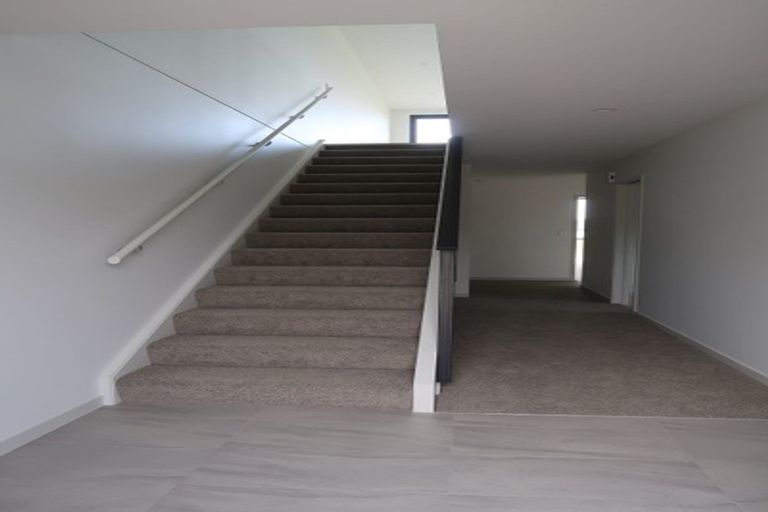 Photo of property in 61a Whitford Brown Avenue, Papakowhai, Porirua, 5024