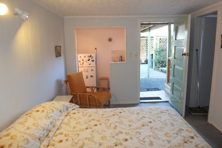 Photo of property in 39 Shortt Street, Foxton Beach, Foxton, 4815