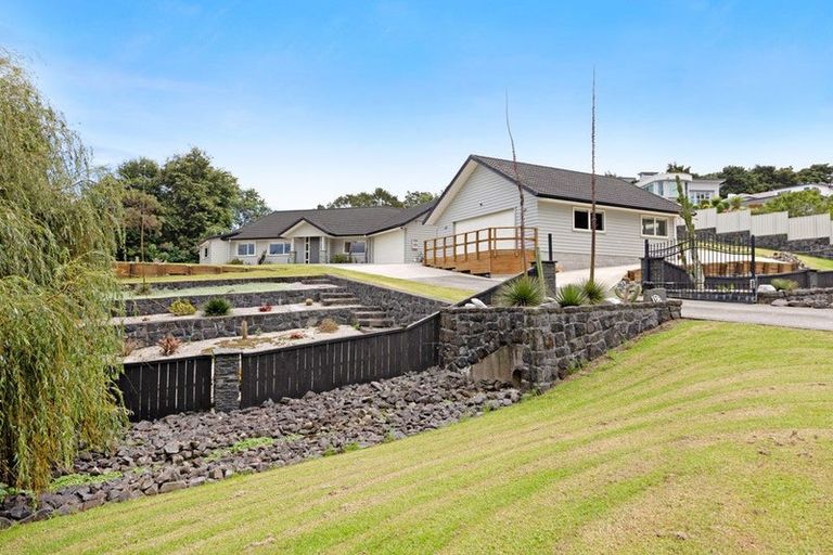 Photo of property in 168 Polo Prince Drive, Alfriston, Auckland, 2105