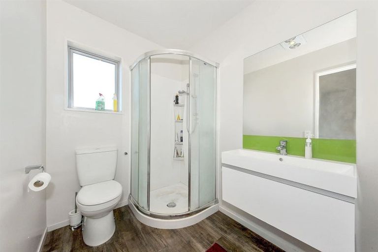 Photo of property in 2/49 Maxwell Street, Riccarton, Christchurch, 8041