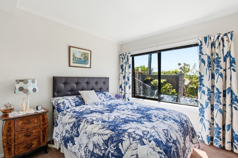 Photo of property in 64 Duncan Terrace, Kilbirnie, Wellington, 6022