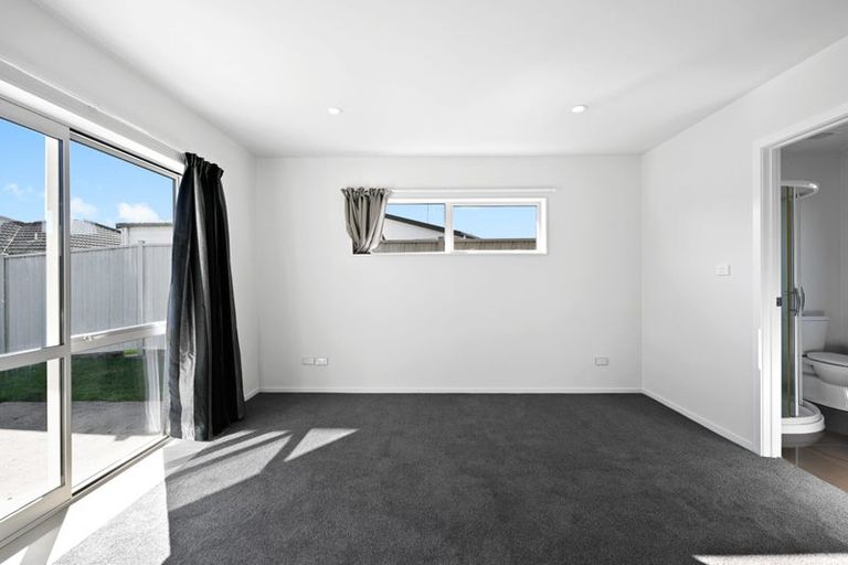 Photo of property in 2 Etna Way, Dinsdale, Hamilton, 3204