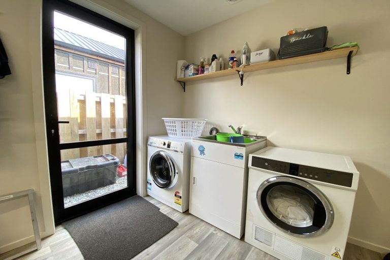 Photo of property in 19 Lauder Street, Lake Hayes, Queenstown, 9304